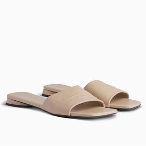 Balenciaga Duty Free Embossed Logo Flat Slide Sandal Nude NWT 40 FR
